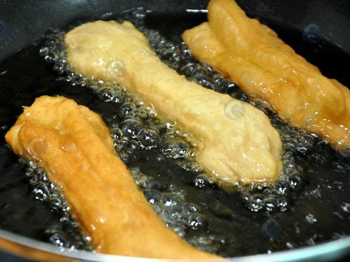 Produção de palitos de massa frita