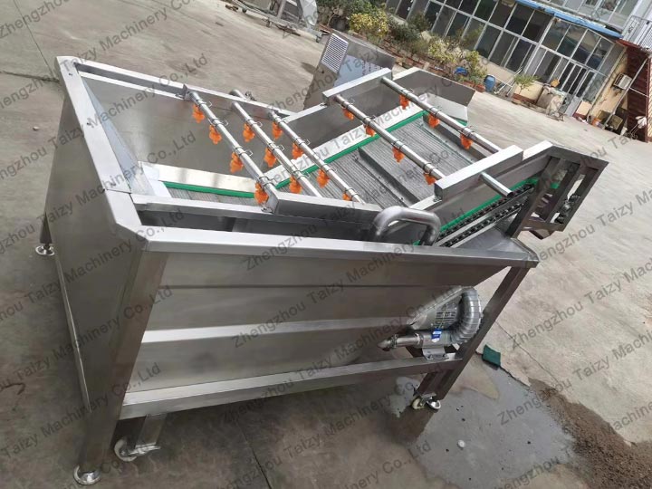 Fruit bubble washing machine for shipping