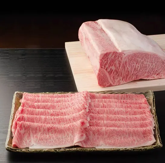 Frischfleisch schneiden